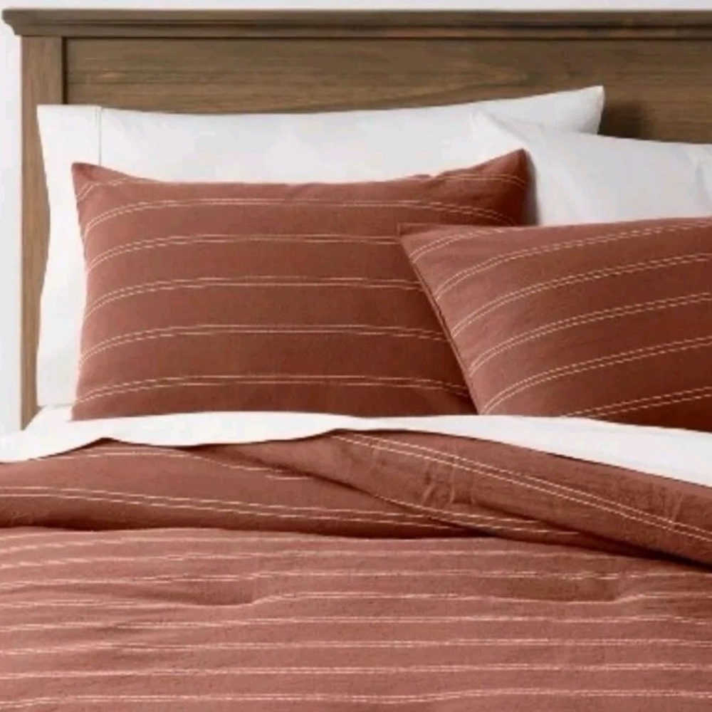 NWT Full/Queen Woven Stripe Comforter & Sham Set Color Cognac - Threshold